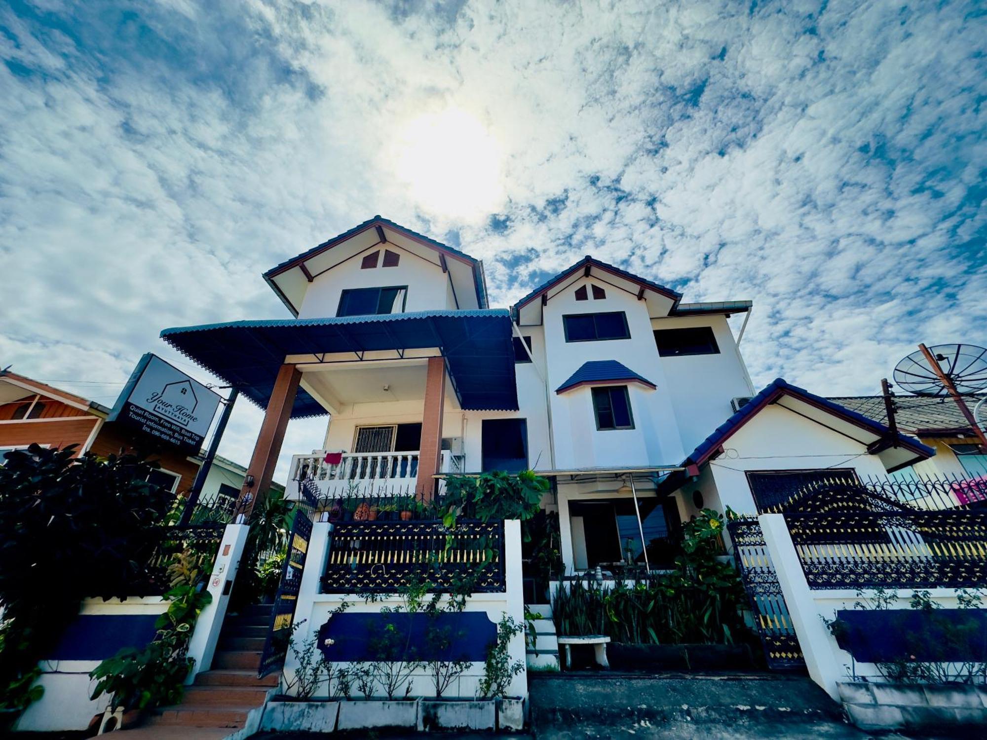Your Home Ayutthaya Экстерьер фото