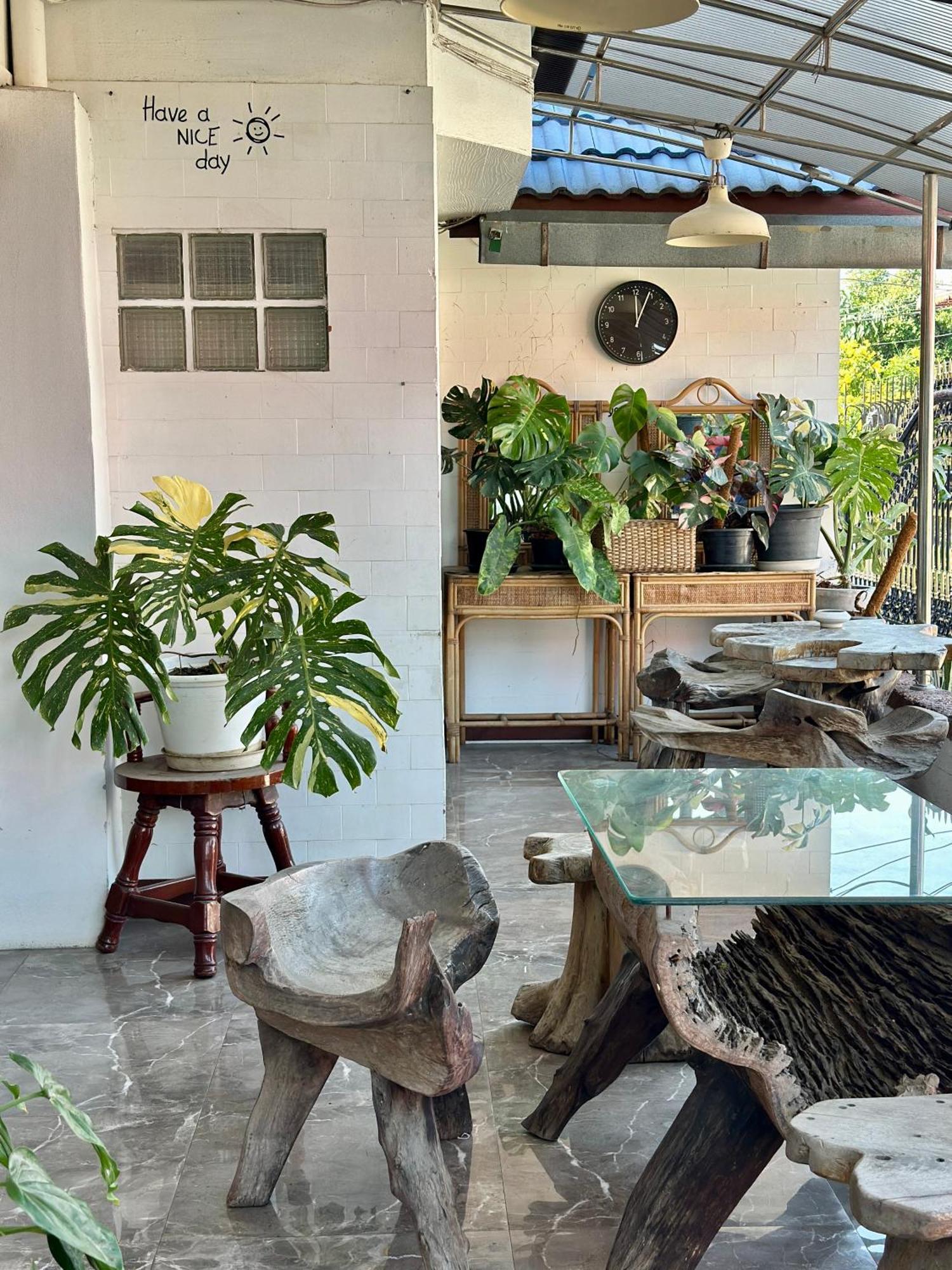 Your Home Ayutthaya Экстерьер фото