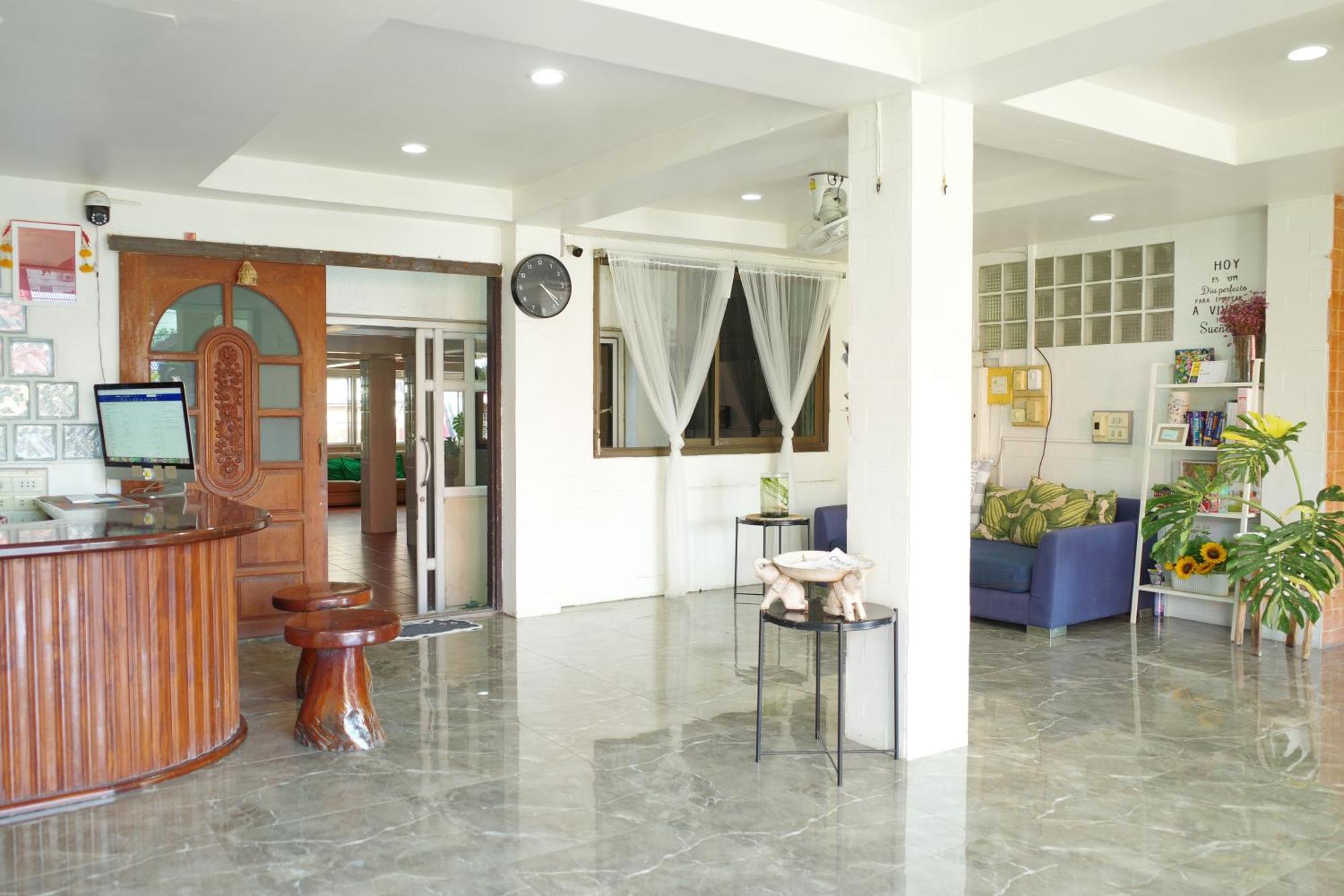 Your Home Ayutthaya Экстерьер фото